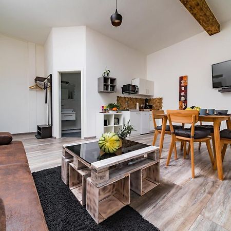 Apartmentfinke 3 An Der Messe FDH Exteriör bild